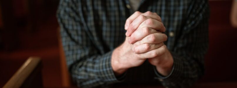Seven Heartfelt Prayers by Pastors for Their Churches in 2021