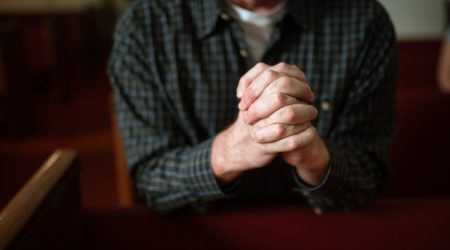 Seven Heartfelt Prayers by Pastors for Their Churches in 2021